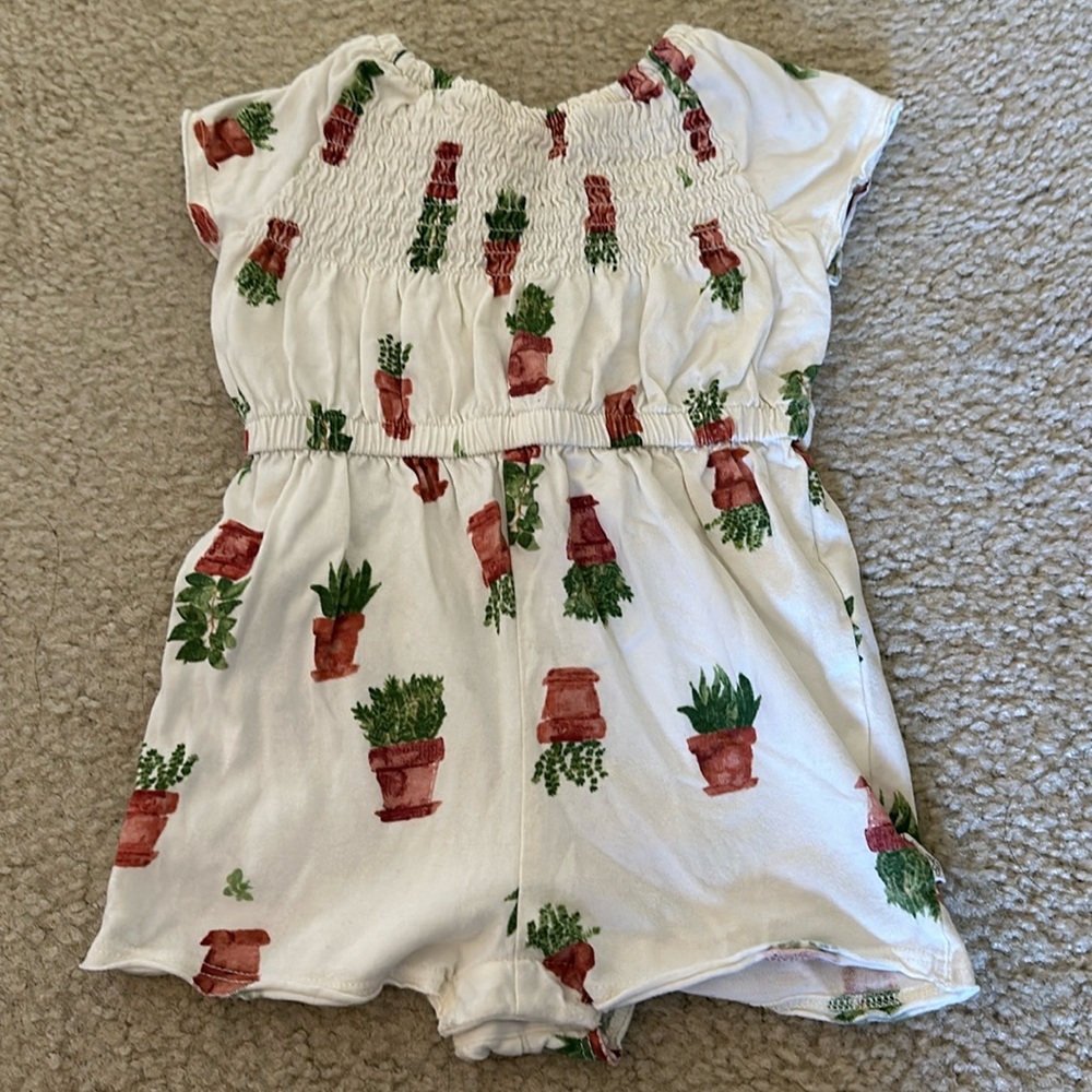 Burt’s Bees 6-9 month romper